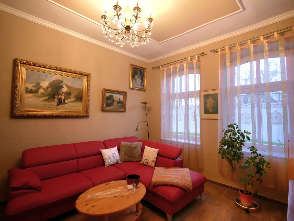 Apartamento Maerchenhaft Urlauben Auf Dem Alpakahof Rambow Exterior foto
